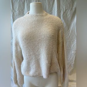 Emory Park White bubble sleeve sweater